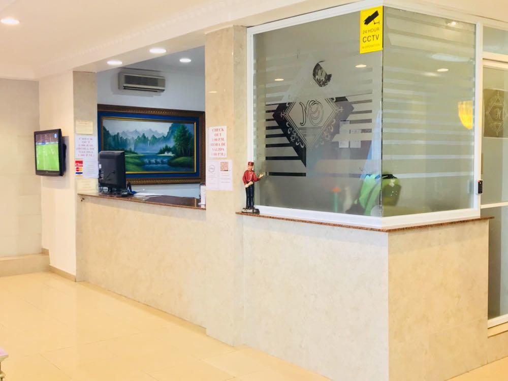 Meryland Hotel Colon Bagian luar foto