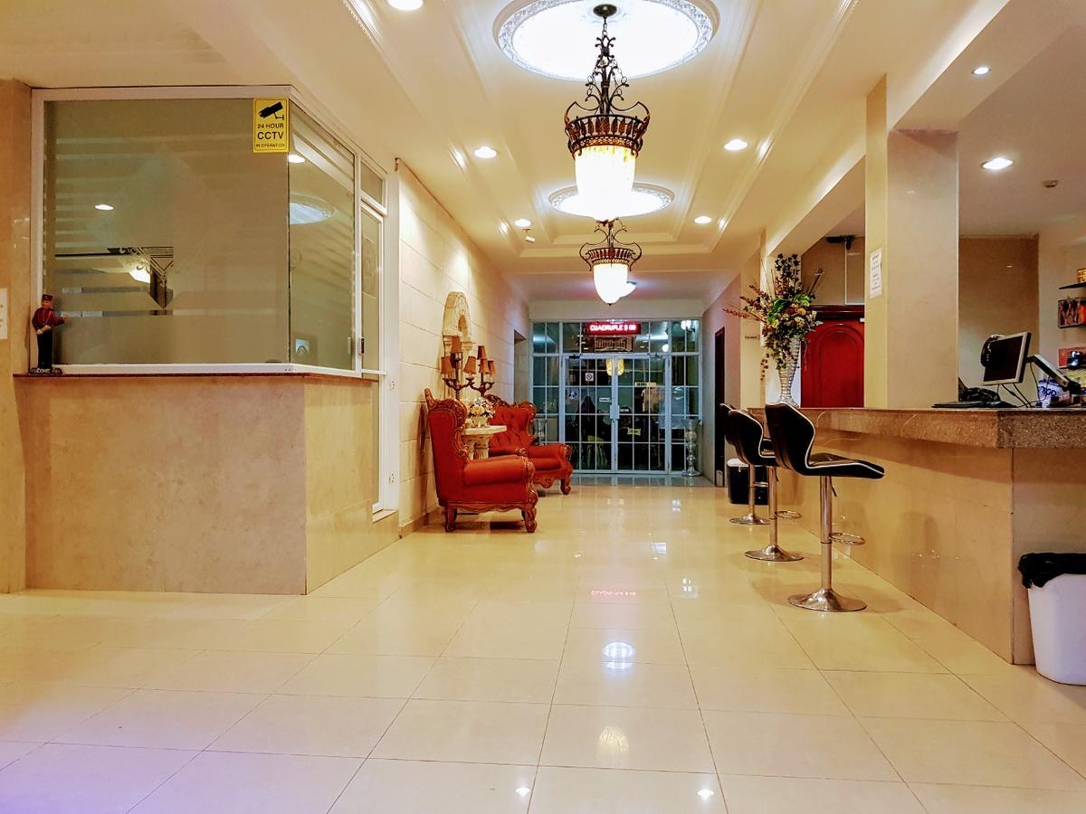 Meryland Hotel Colon Bagian luar foto